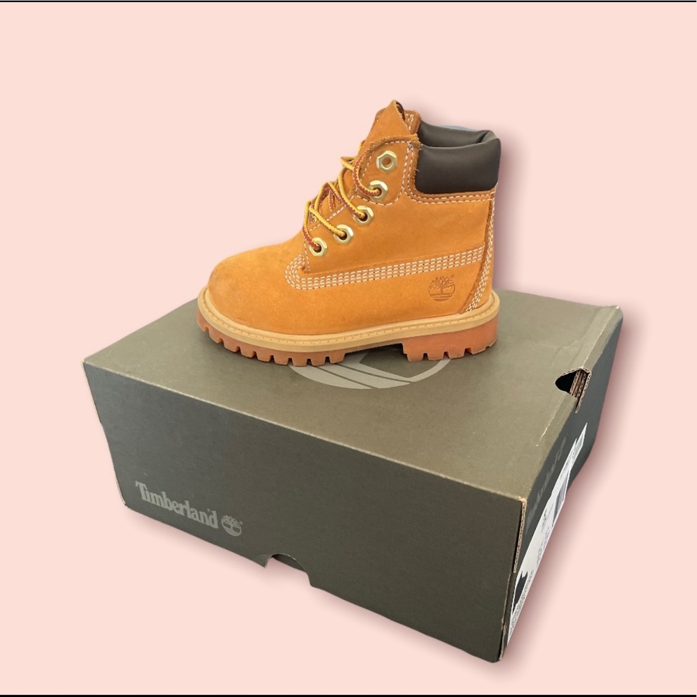 Kids Timberland boots size 7